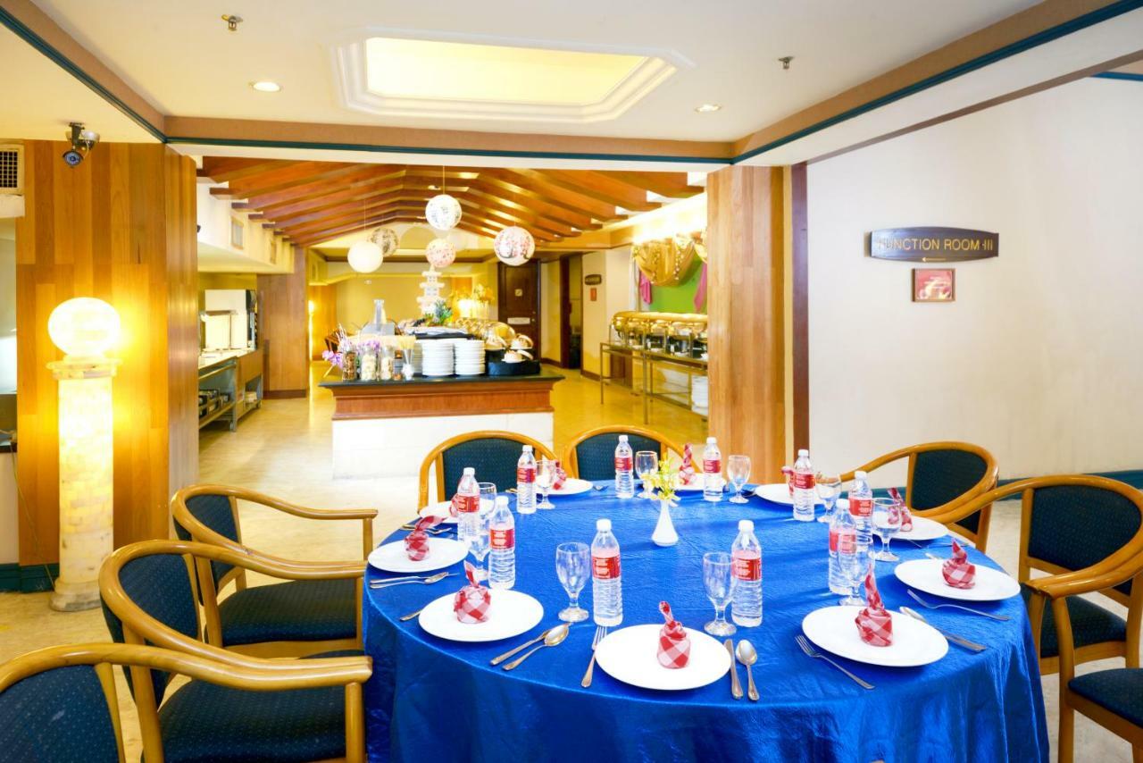 Lexis Port Dickson Hotel Eksteriør billede